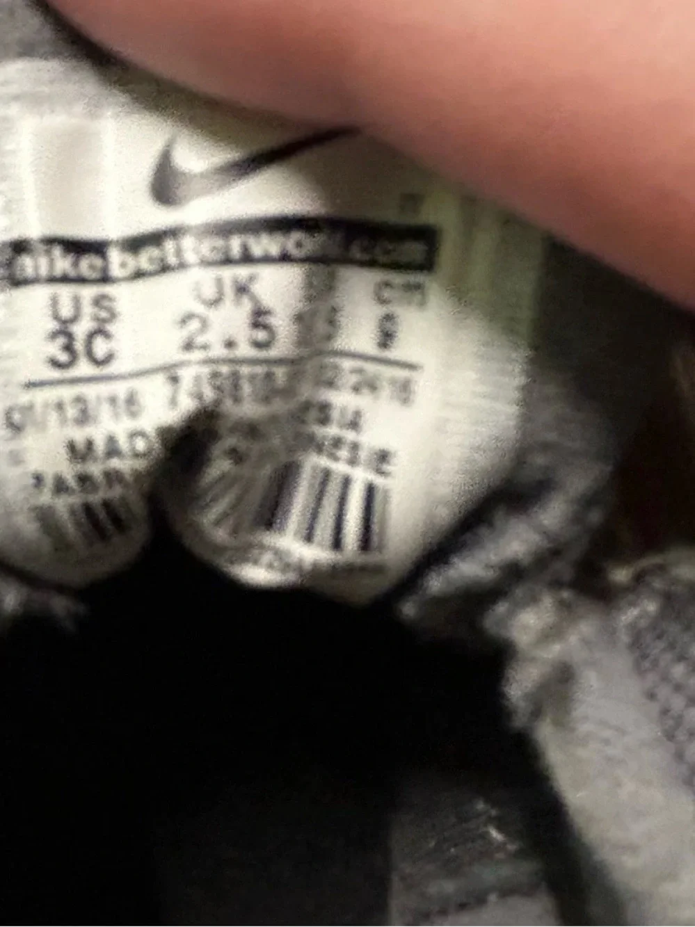 Nike lightweight gray